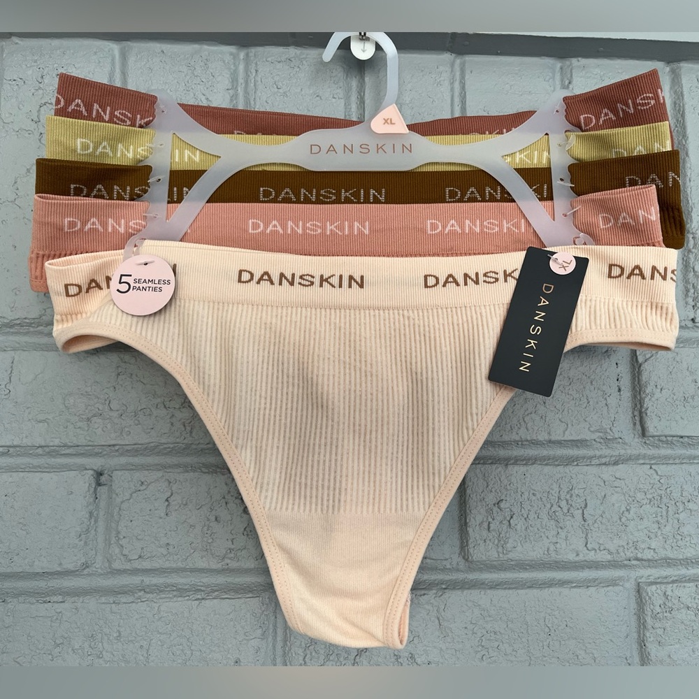 NWT Danskin Seamless Panties. 5-pack Size XL